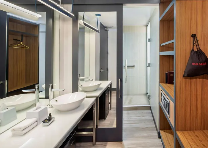 Aloft By Marriott Phoenix-airport