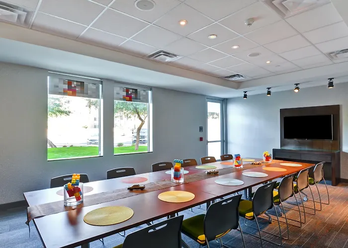 Aloft By Marriott Phoenix-airport Hotel