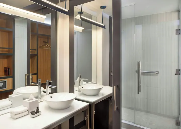 Hotel Aloft By Marriott Phoenix-airport 3*